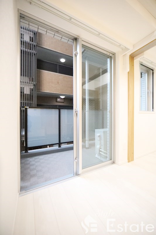 バルコニー　バルコニー