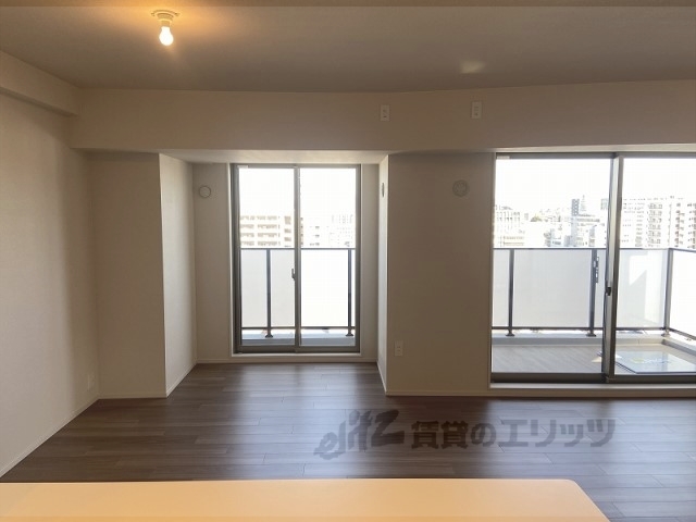 居室・リビング　リビング