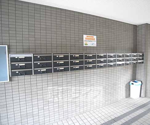 その他共有部分　ポストが並んでいます。