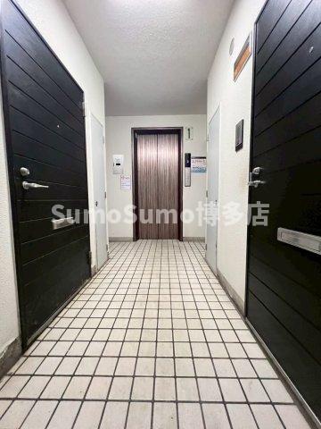 ロビー　ゆとりのあるロビーです