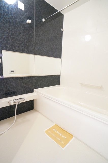 バス・シャワールーム　他号室。参考写真