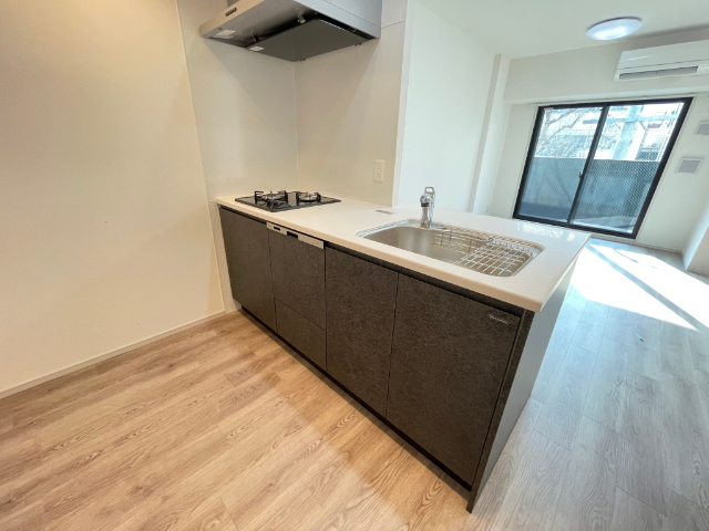 キッチン　２０４号室の写真になります。