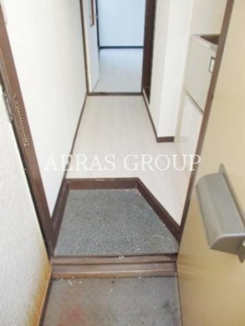 玄関　玄関部分になります。