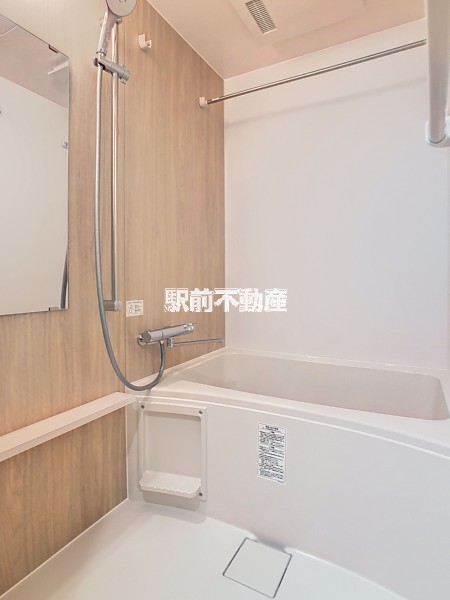 バス・シャワールーム　写真は別部屋