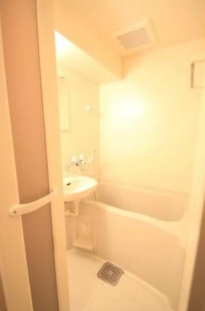 バス・シャワールーム　浴室