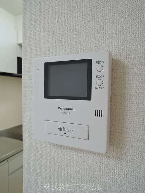 セキュリティ　来訪者の姿を確認できます。