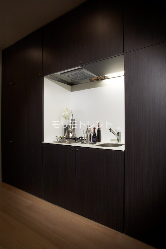 キッチン　室内参考写真（Ｂタイプ・モデルルーム）