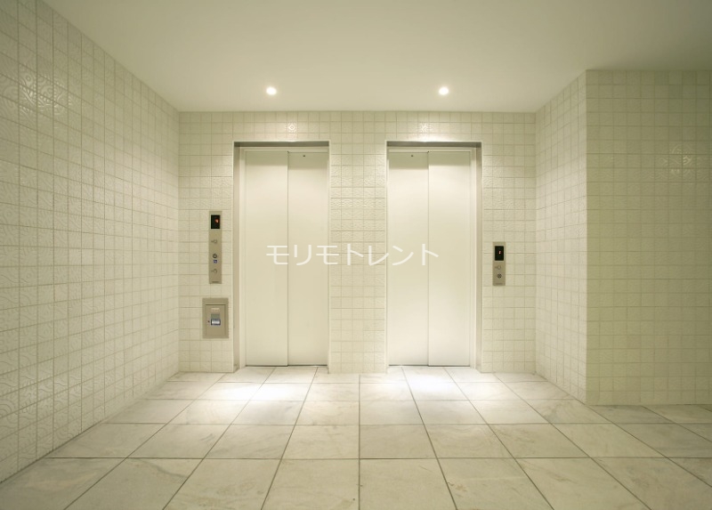 その他設備　エレベーターホール