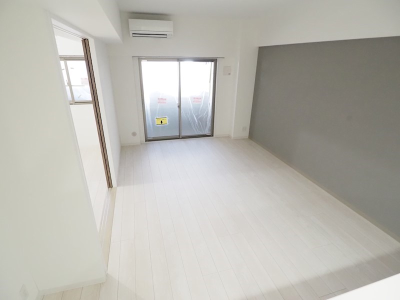 居室・リビング　15.3帖の広々としたリビング