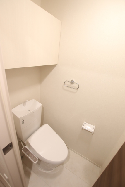 トイレ　多機能便座付きトイレ