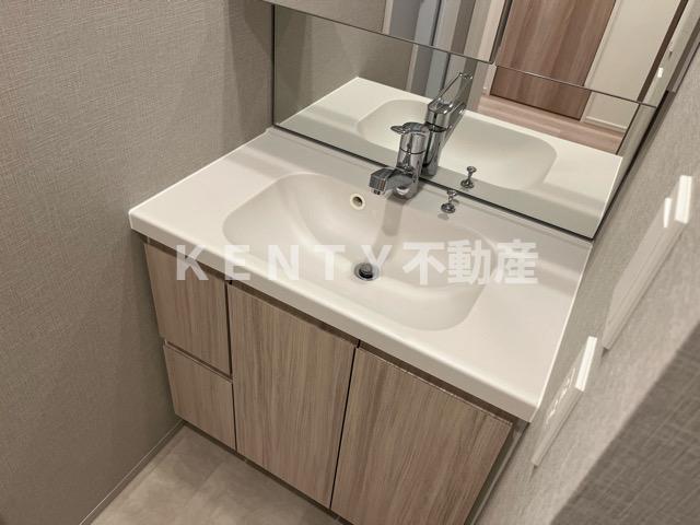 洗面設備　使いやすい洗面所です