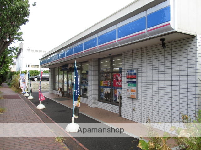 コンビニ　ローソン都筑大丸店（コンビニ）まで106m