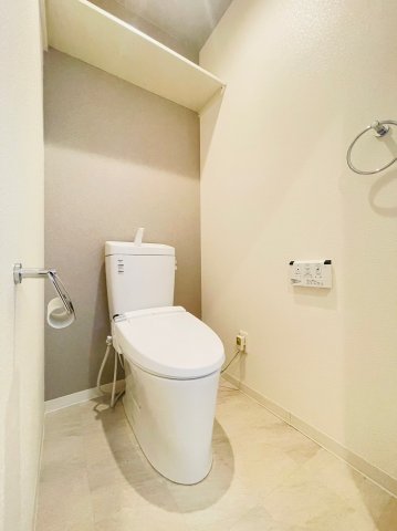 トイレ　※同物件　別間取り　参考写真