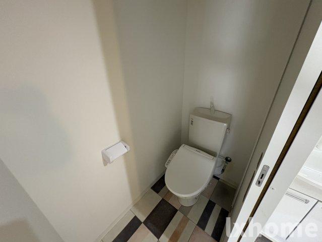 トイレ　シンプルで使いやすいトイレです