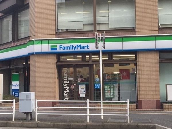 コンビニ　ファミリーマート船橋湊町一丁目店（コンビニ）まで175m