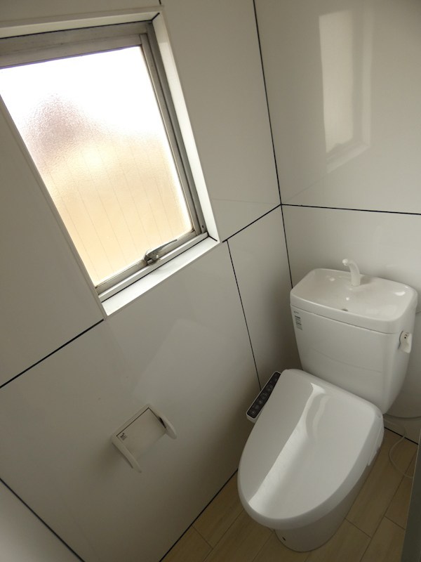 トイレ　参考写真