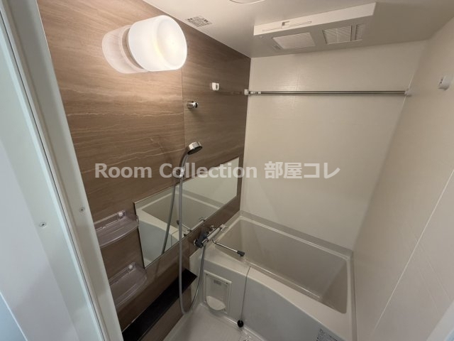 バス・シャワールーム　※同物件他部屋写真 反転、色違いの場合有 現況優先