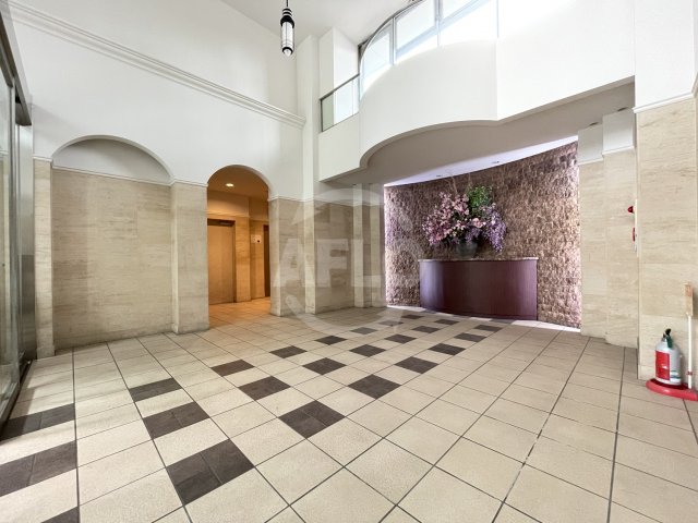 ロビー　サムティ中之島WEST　ロビー