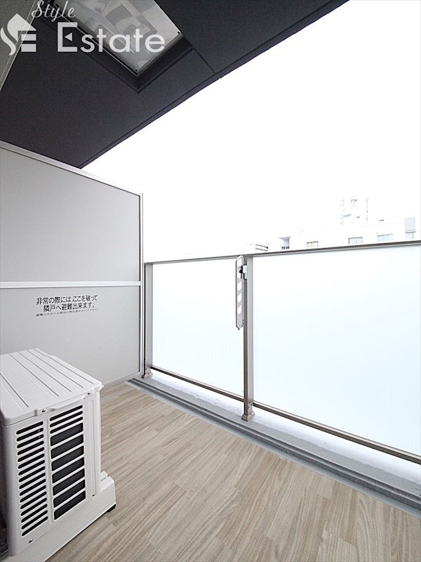 バルコニー　バルコニー