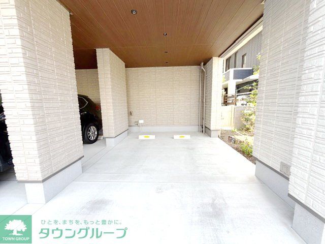 駐車場　駐車場