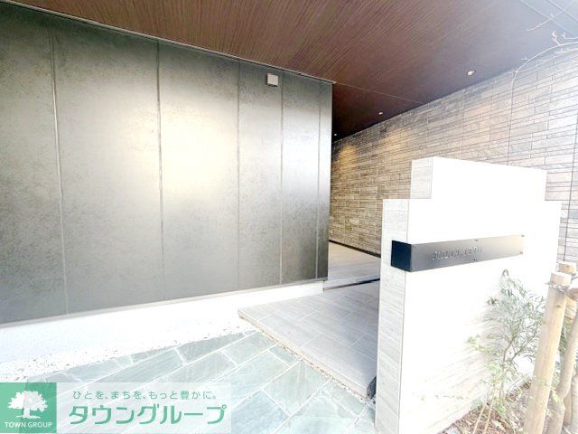 エントランス　バルコニー