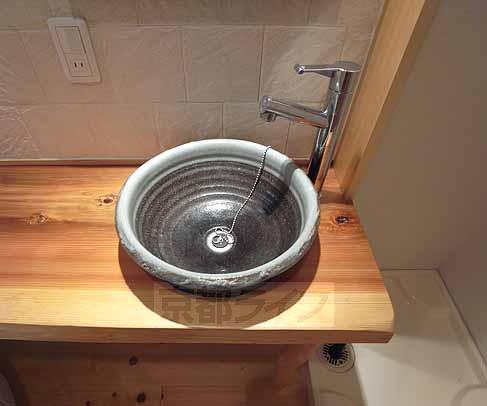 その他設備　洒落た洗面台です！