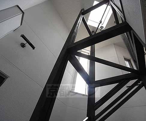 エントランス　エントランス頭上です。