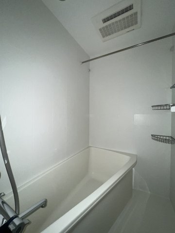 バス・シャワールーム　お風呂で日々の疲れを落としましょう