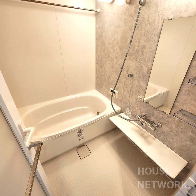 バス・シャワールーム　2024年築　四条烏丸徒歩圏内