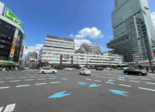 ショッピングセンター　あべのキューズモール（ショッピングセンター）まで671m