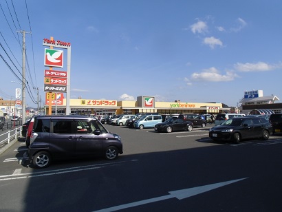 スーパー　ヨークベニマル石巻中里店（スーパー）まで1162m