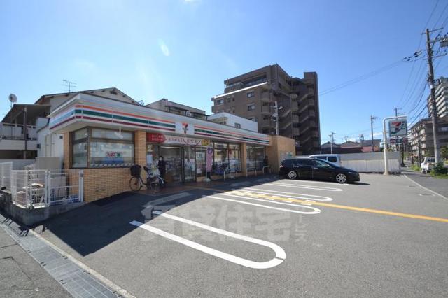 コンビニ　セブンイレブン　尼崎上坂部3丁目店（コンビニ）まで522m
