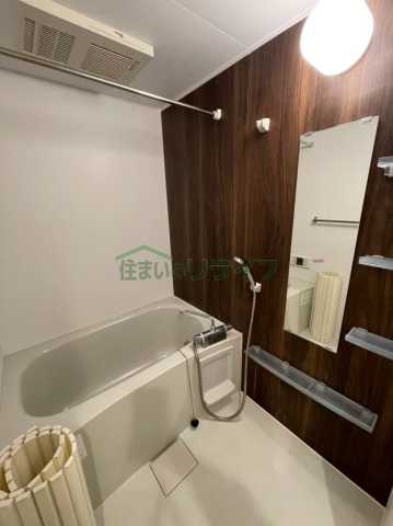 バス・シャワールーム　別部屋参考写真