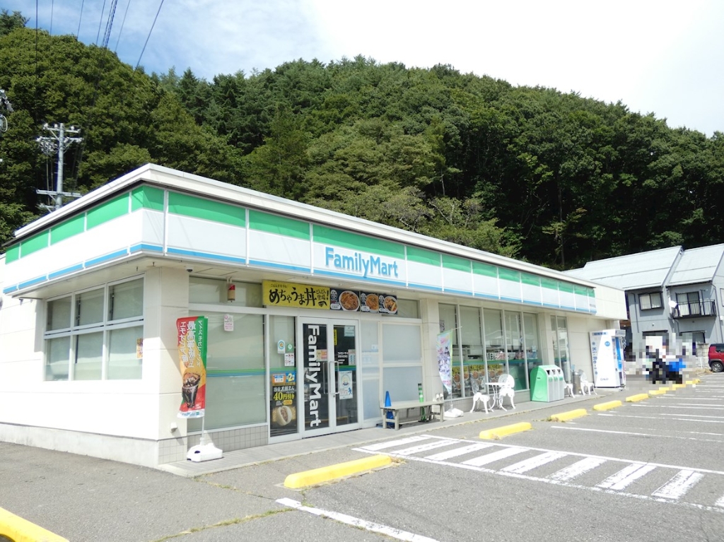 コンビニ　ファミリーマート 茅野本町東店（コンビニ）まで1500m