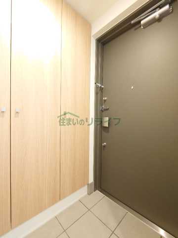 玄関　インプレストレジデンス上野　ジ　アーキテクト