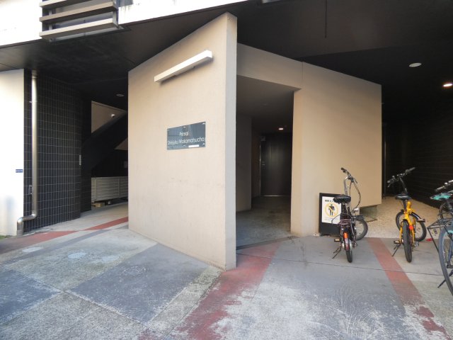 エントランス　エントランス