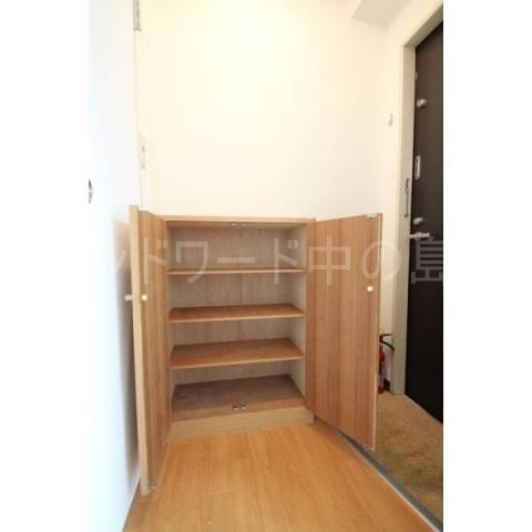 玄関　詳細は、ウィンドワード中の島店までご相談下さい。