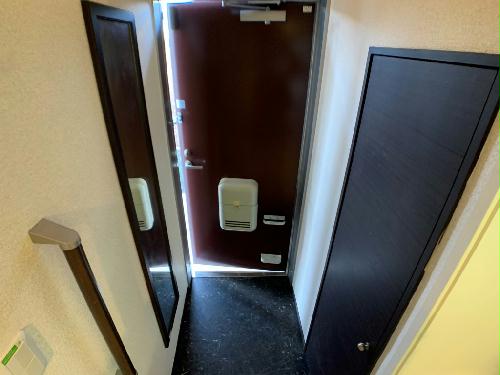 玄関　1Ｆ手すり有　2Ｆ手すり無