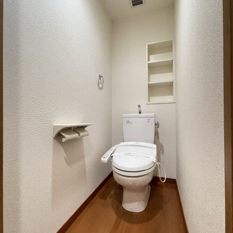 トイレ　同仕様タイプです