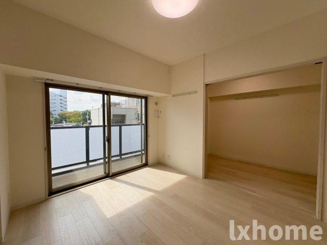 居室・リビング　居間です