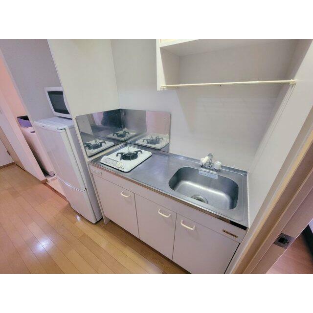 キッチン　キッチンはシンプルなスタイル
