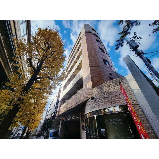 建物外観　駅から徒歩10分