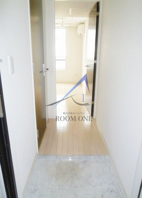 玄関　玄関です。