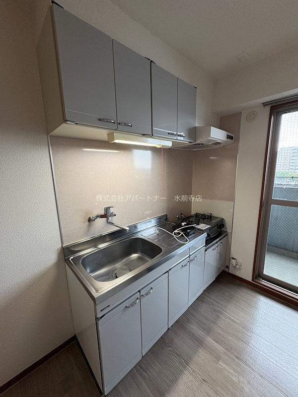 キッチン　収納いっぱいの使い勝手の良いキッチン！