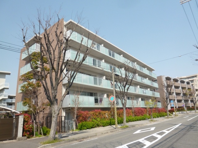 建物外観　安心のオートロック付き☆