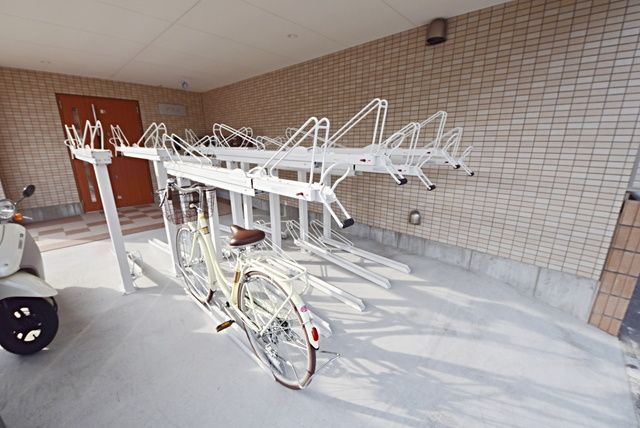 その他　駐輪場完備