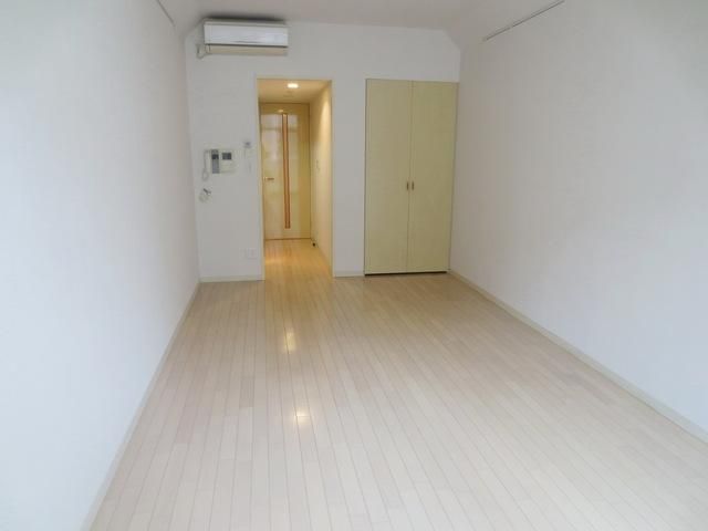 居室・リビング　★きれいなお部屋なんです★