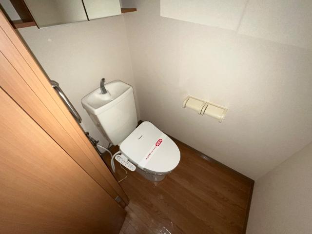 トイレ　シャワー付トイレ