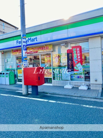 コンビニ　ファミリーマート　横浜釜台町店（コンビニ）まで500m