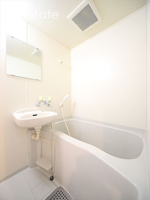 バス・シャワールーム　バスルーム